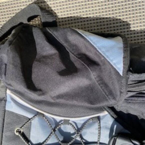 Mountain Terrain CLIMB OFF LIMIT 68 Black/Gray Backpack - Picture 8 of 11